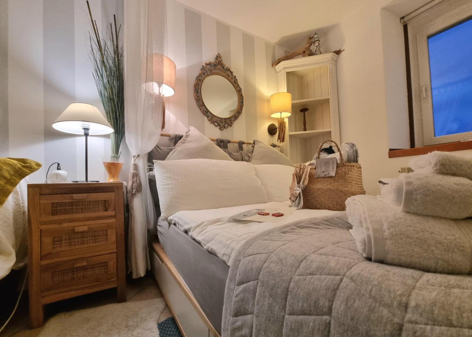 Apartamento Le Petit Phare Trieste Exterior foto
